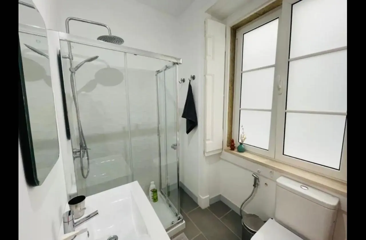 リスボンBeautiful And Stylish 5Br In The Heart Of Chiadoアパートメント 0*, リスボン ポルトガル